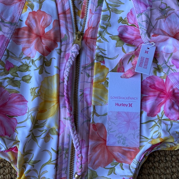 Love Shake Fancy x Hurley one piece swimsuit NWT - Picture 13 of 16